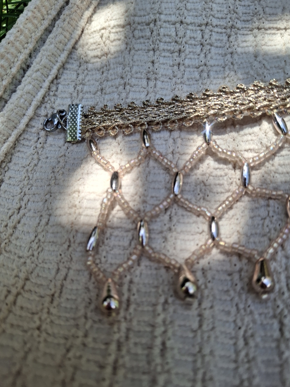 Handmade Gold Mesh Beaded Boho Statement Choker Necklace - Elegant Women Jewelry - Picture 6 of 8